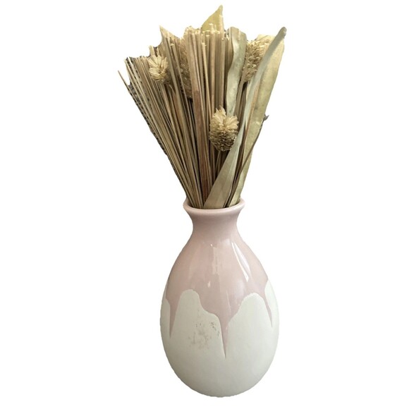 Isaac Mizrahi Art Pottery Vase Floral Arrangement Pink White Home Decor - Picture 1 of 6